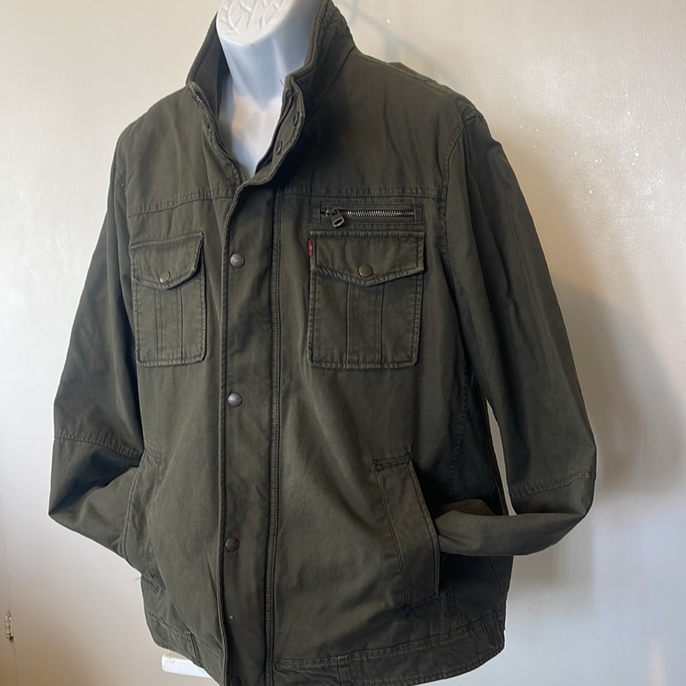 LEVI’S Authentic,   Men's Green Olive color size XL” MENS JACKET